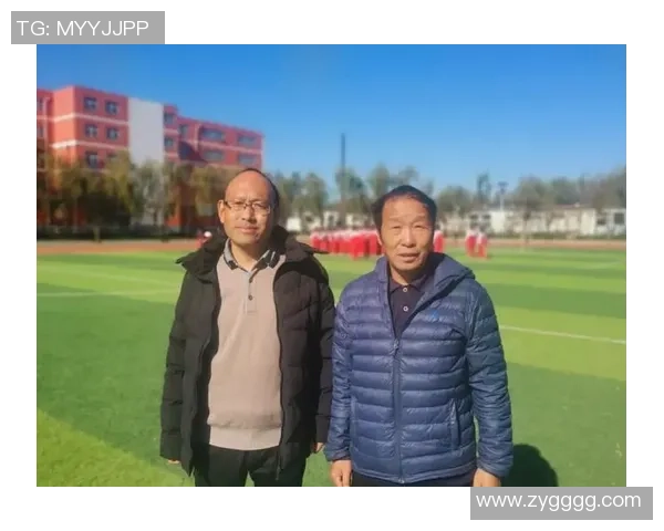 重庆足球队的转型之路与未来发展展望解析